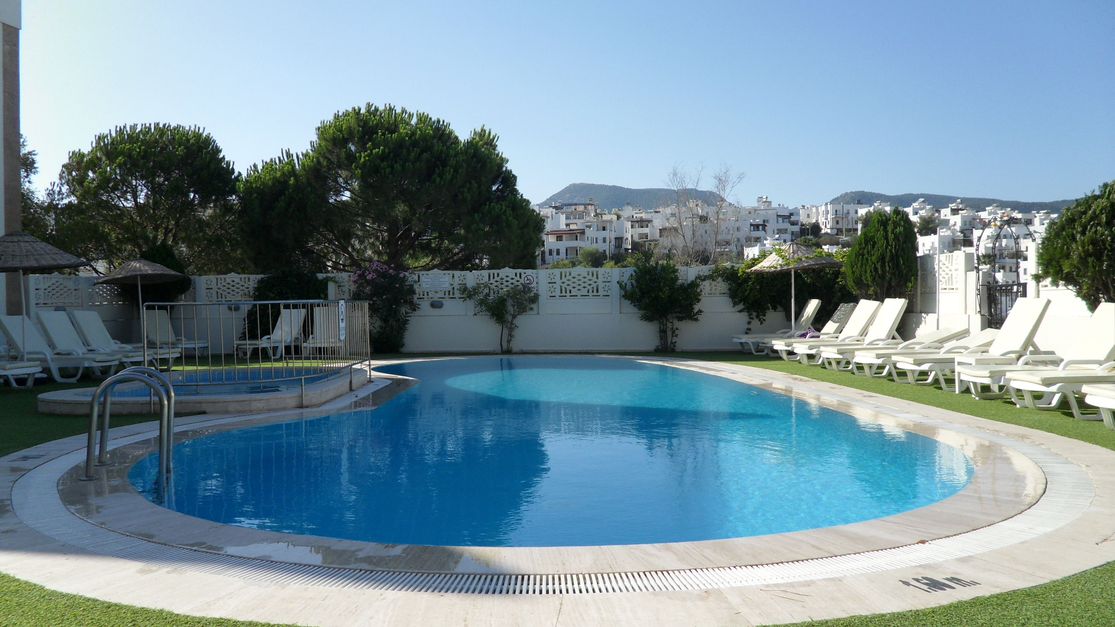 Foto - Ozukara Apart 1