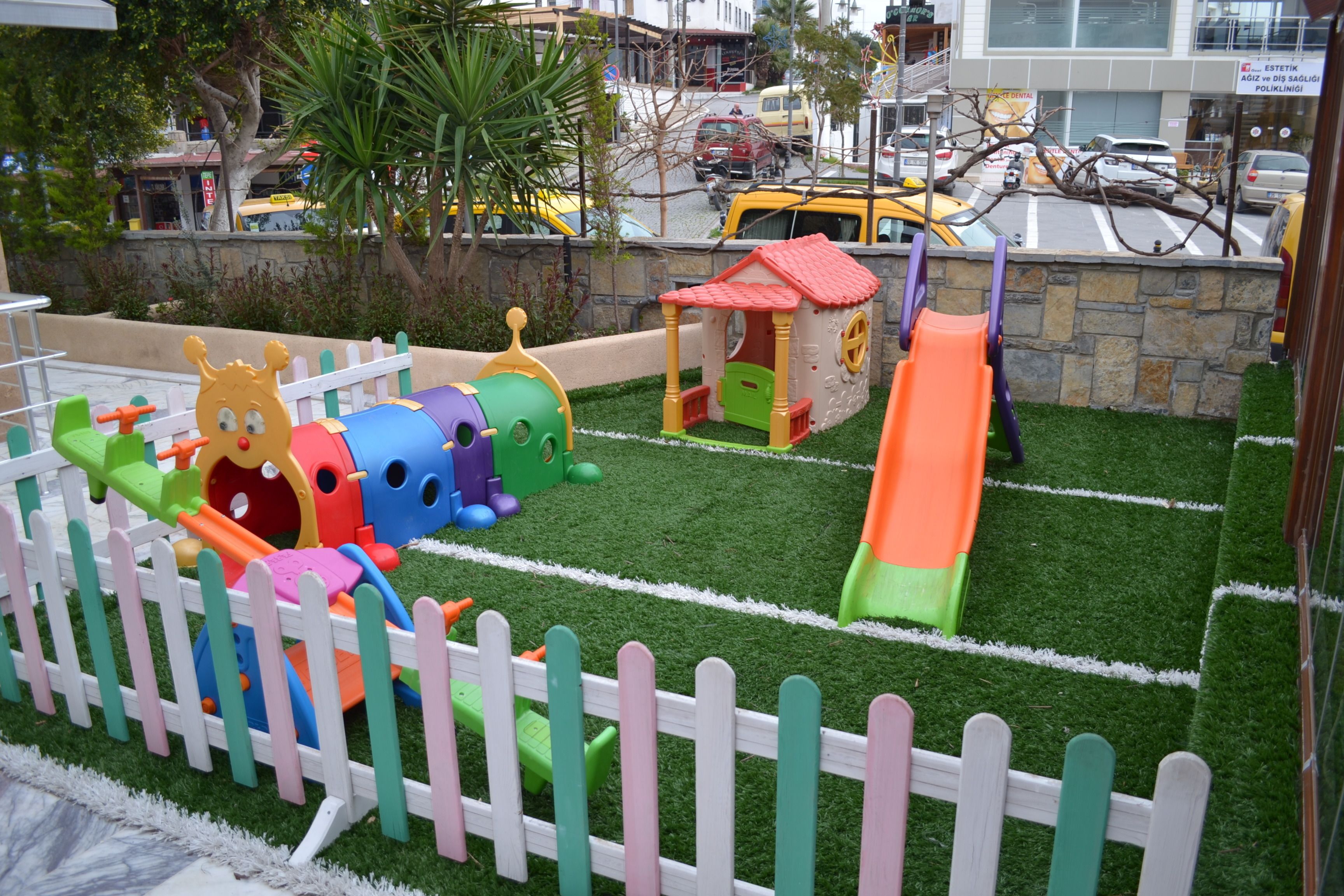 Foto - Ozukara Apart 1