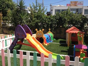 Children’s play area – outdoor - Ozukara 1 Apart (Bodrum)