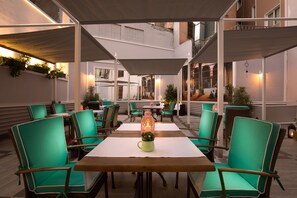 Lounge - Lalahan (Istanbul)