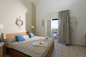 Deluxe Duplex, Sea View