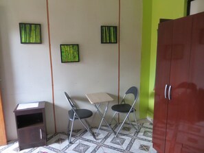 Cribs/infant beds, rollaway beds, free WiFi