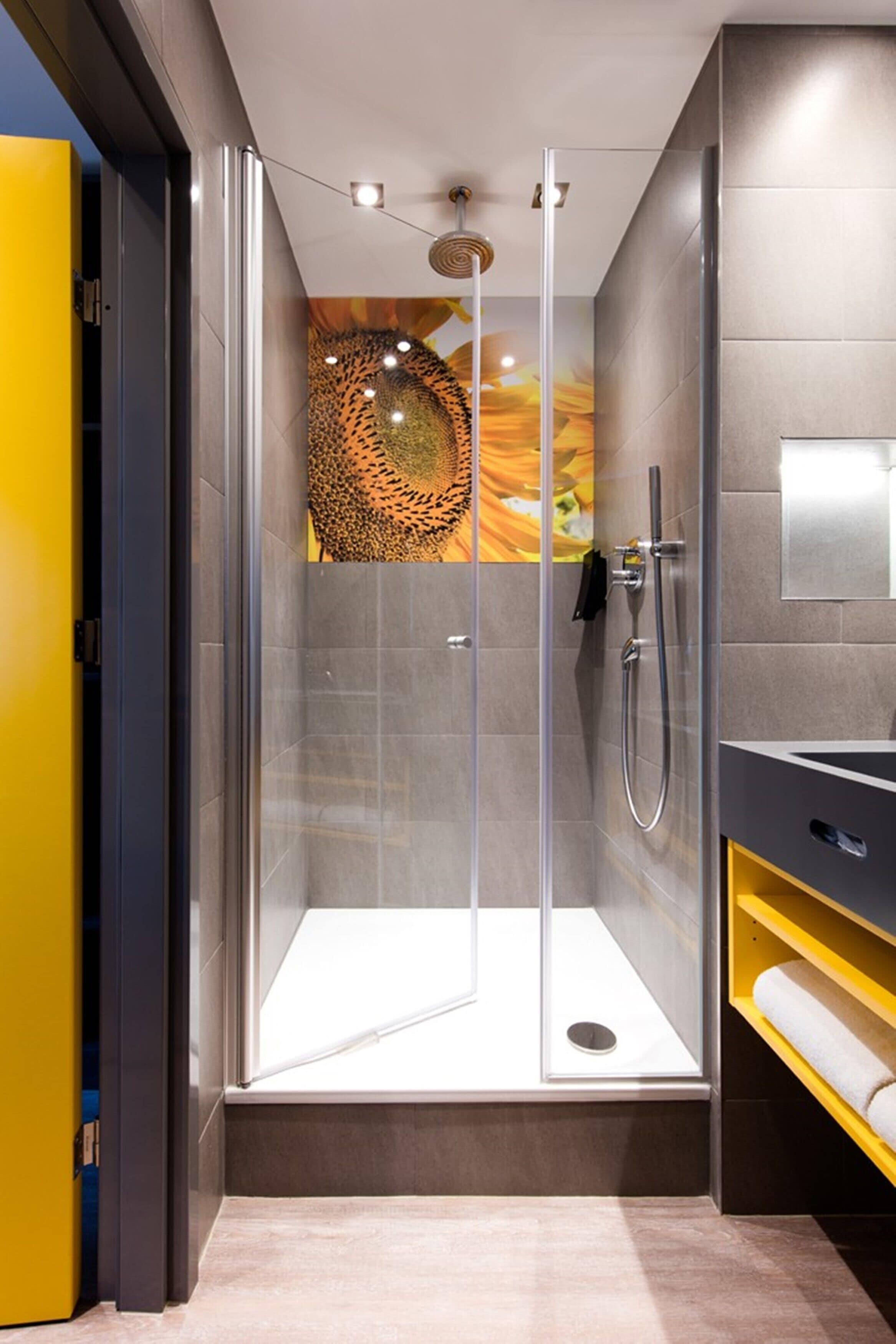 shower, rainfall showerhead, free toiletries, hair dryer