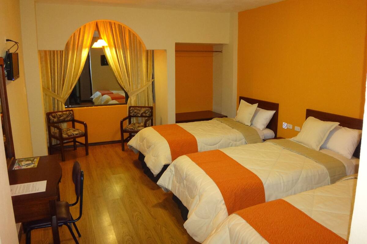 Chambre Triple Deluxe, 3 lits une place, vue montagne