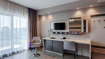 Superior Double or Twin Room, Balcony, City View | Premium bedding, Select Comfort beds, minibar, in-room safe