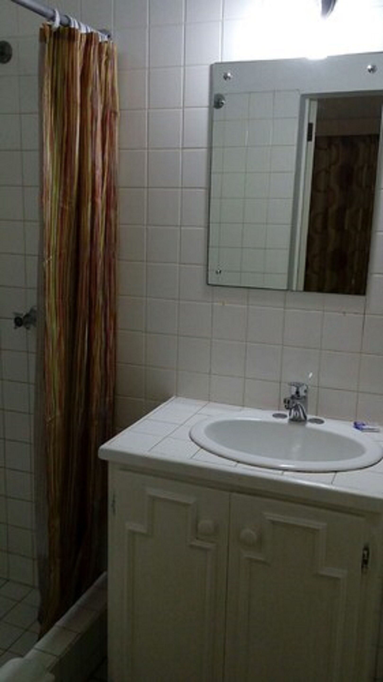 Pineapple Court Hotel