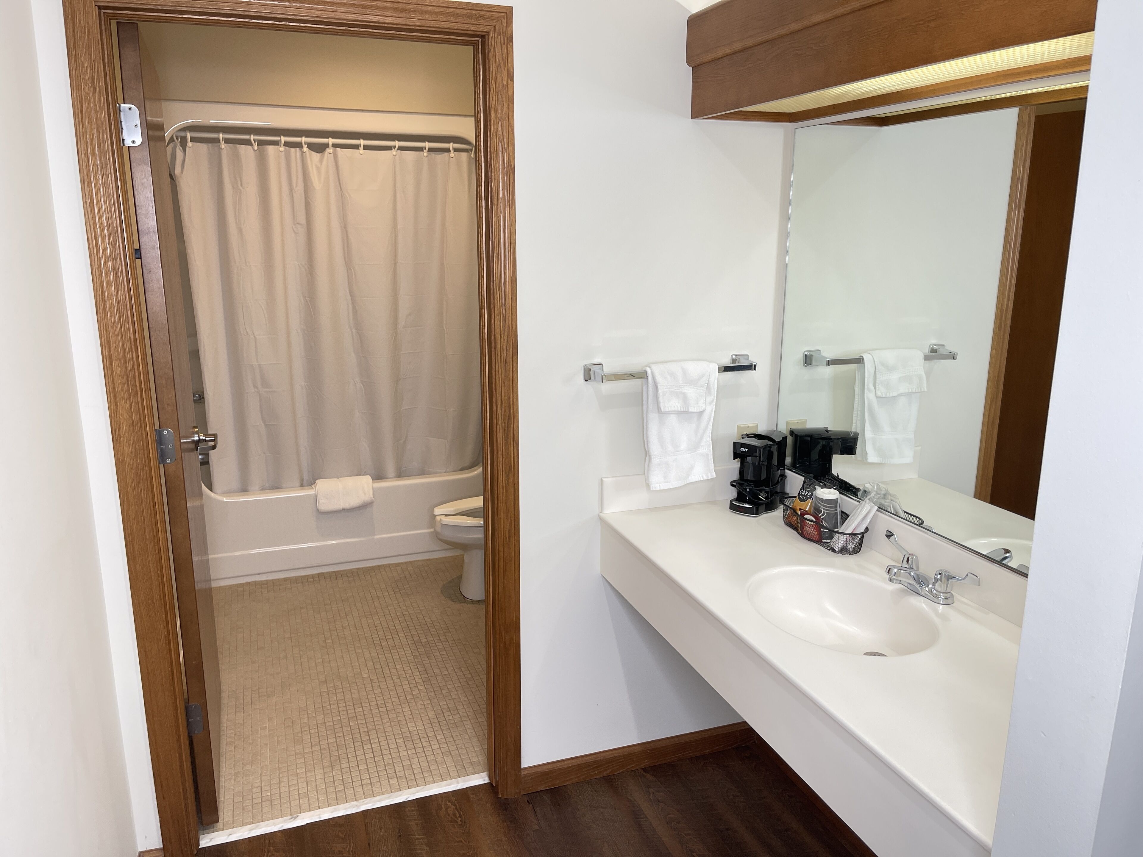 grand room, 2 queen beds | bathroom | free toiletries, hair dryer, towels