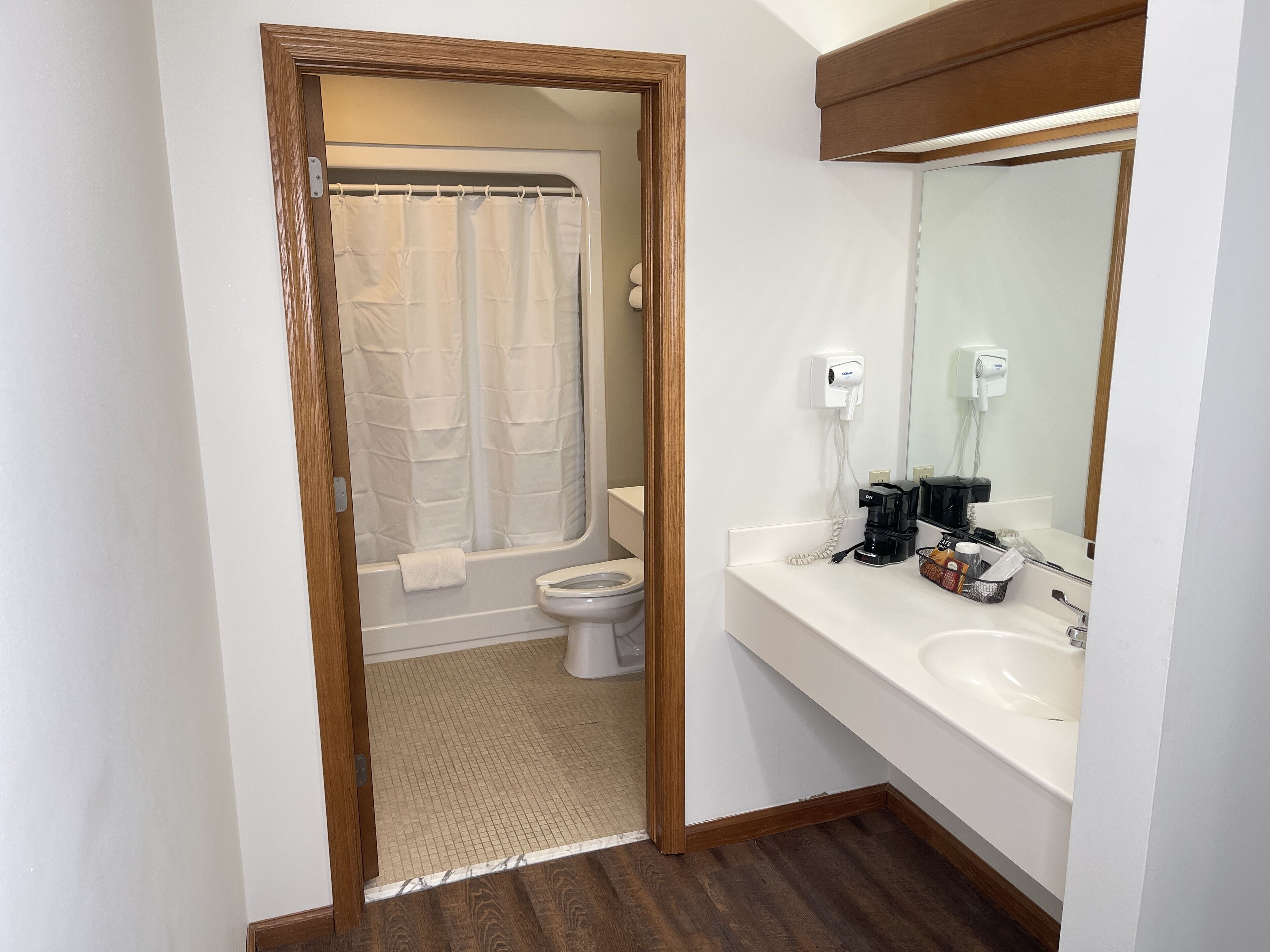 grand room, 1 king bed | bathroom | free toiletries, hair dryer, towels