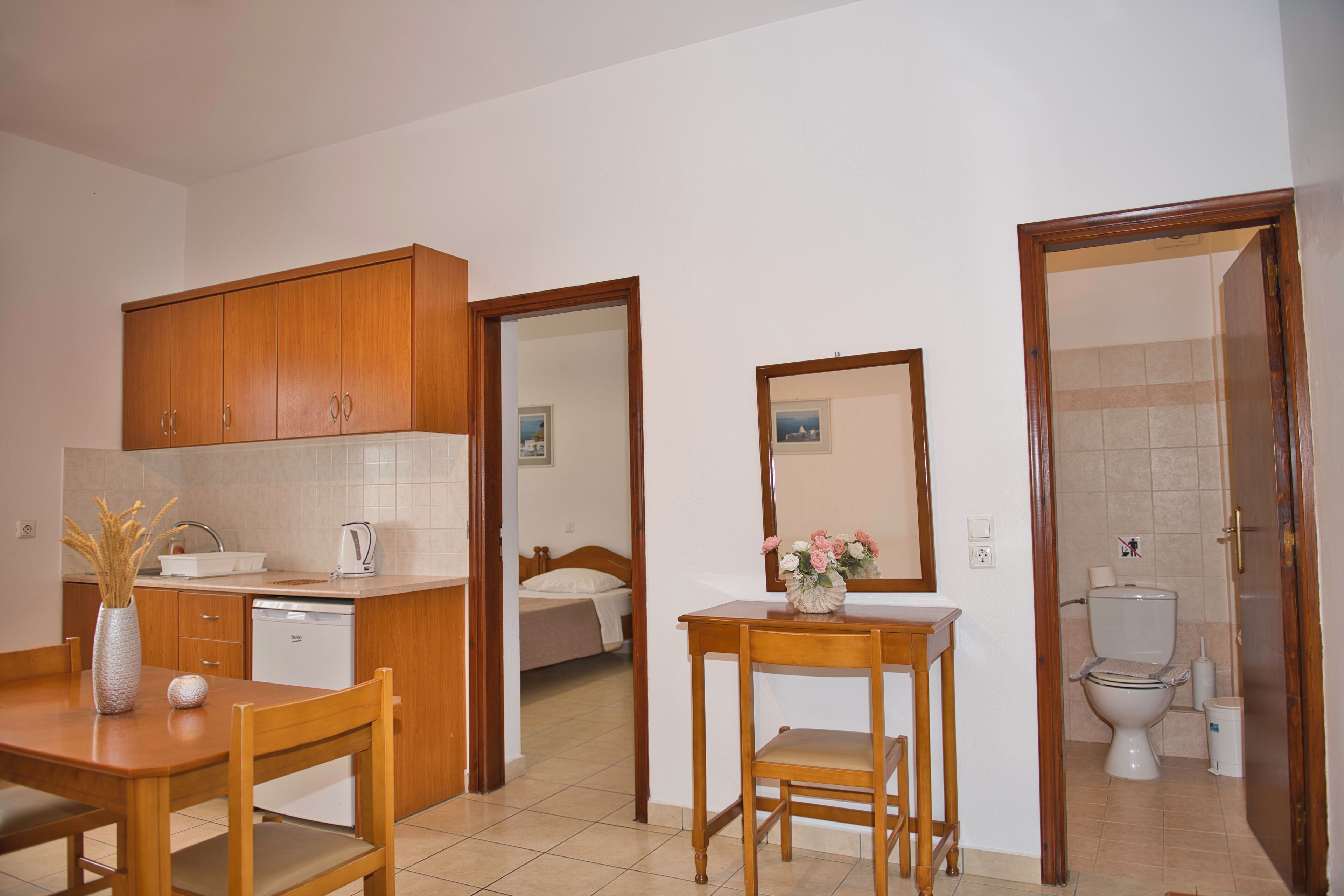 apartment, 1 bedroom | private kitchenette | fridge