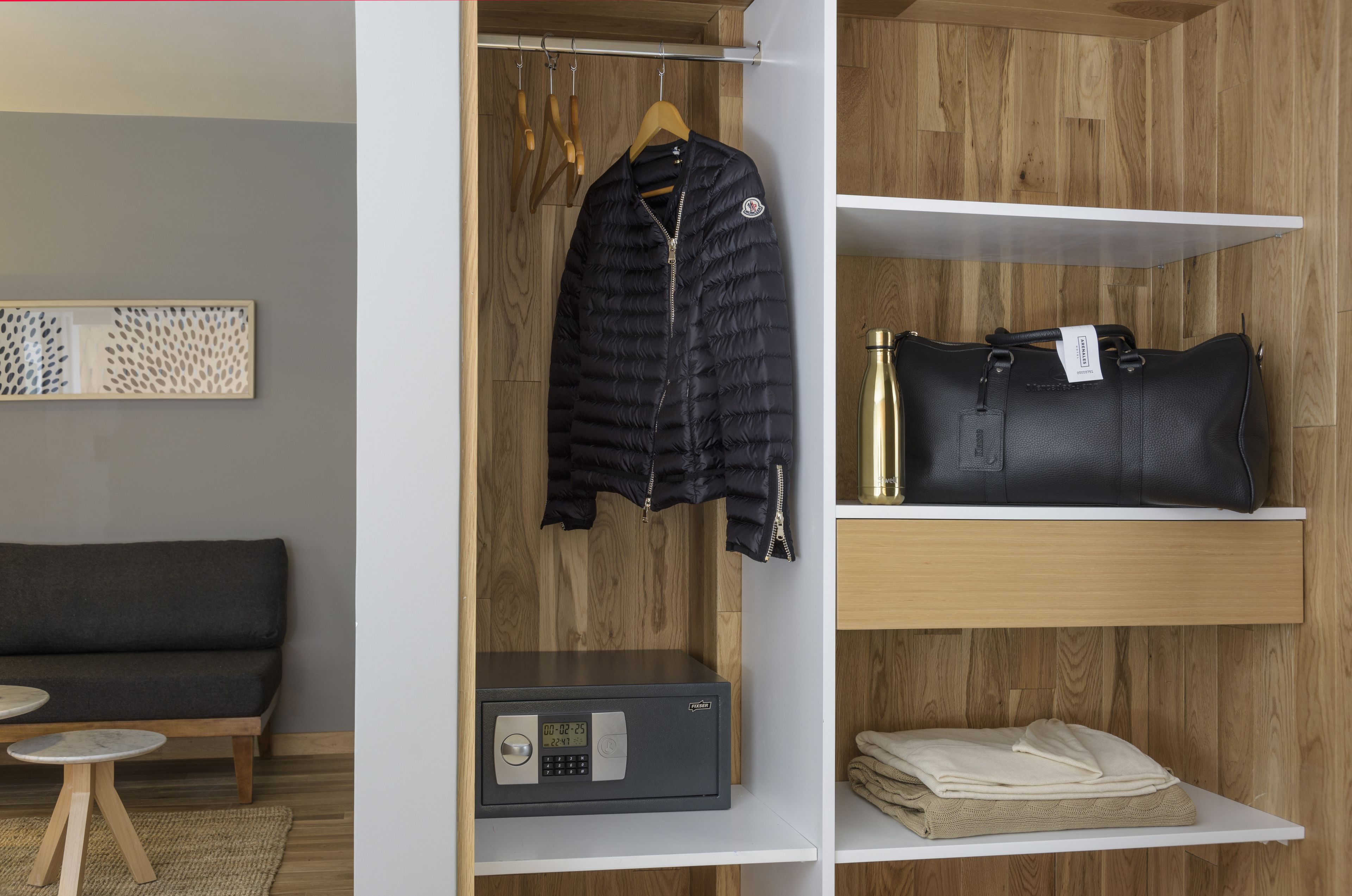 executive room | premium bedding, pillow-top beds, minibar, in-room safe