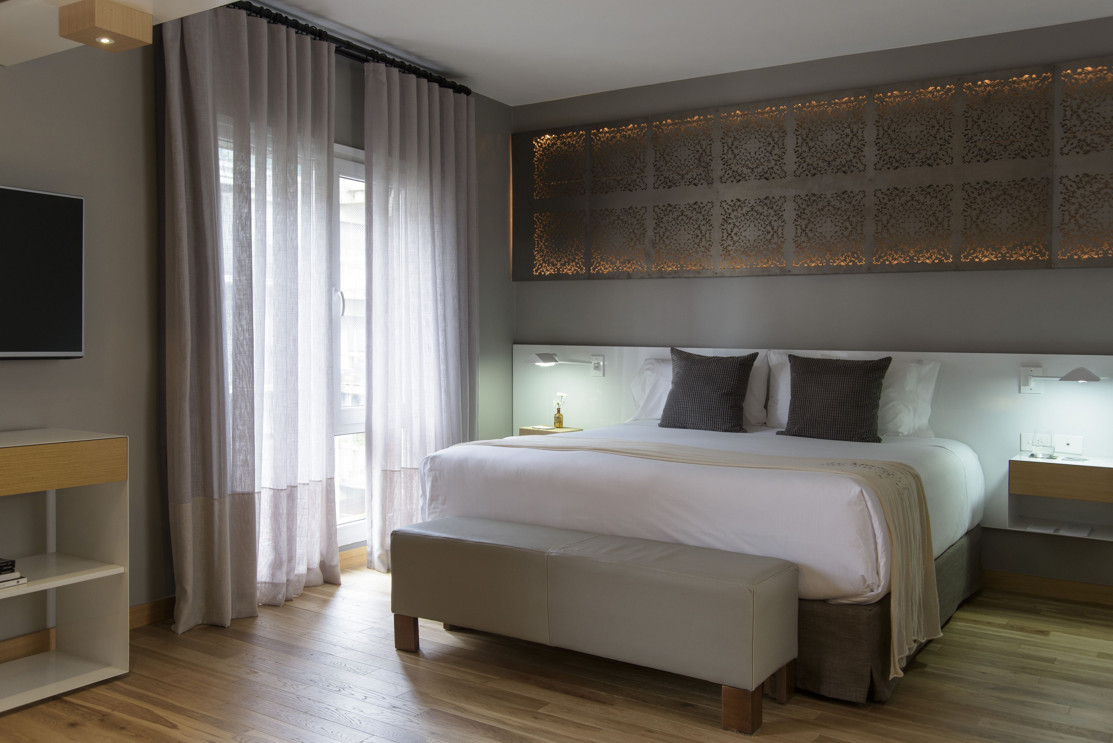 Junior Studio Suite | Premium bedding, pillow-top beds, minibar, in-room safe