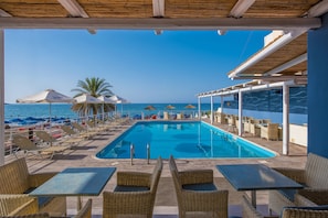 Kolam renang terbuka 