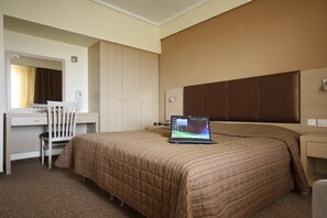 Room - Orpheus (Komotini)