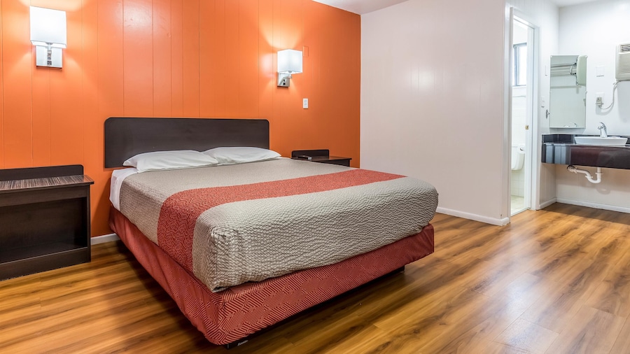 Motel 6 Tremonton, UT