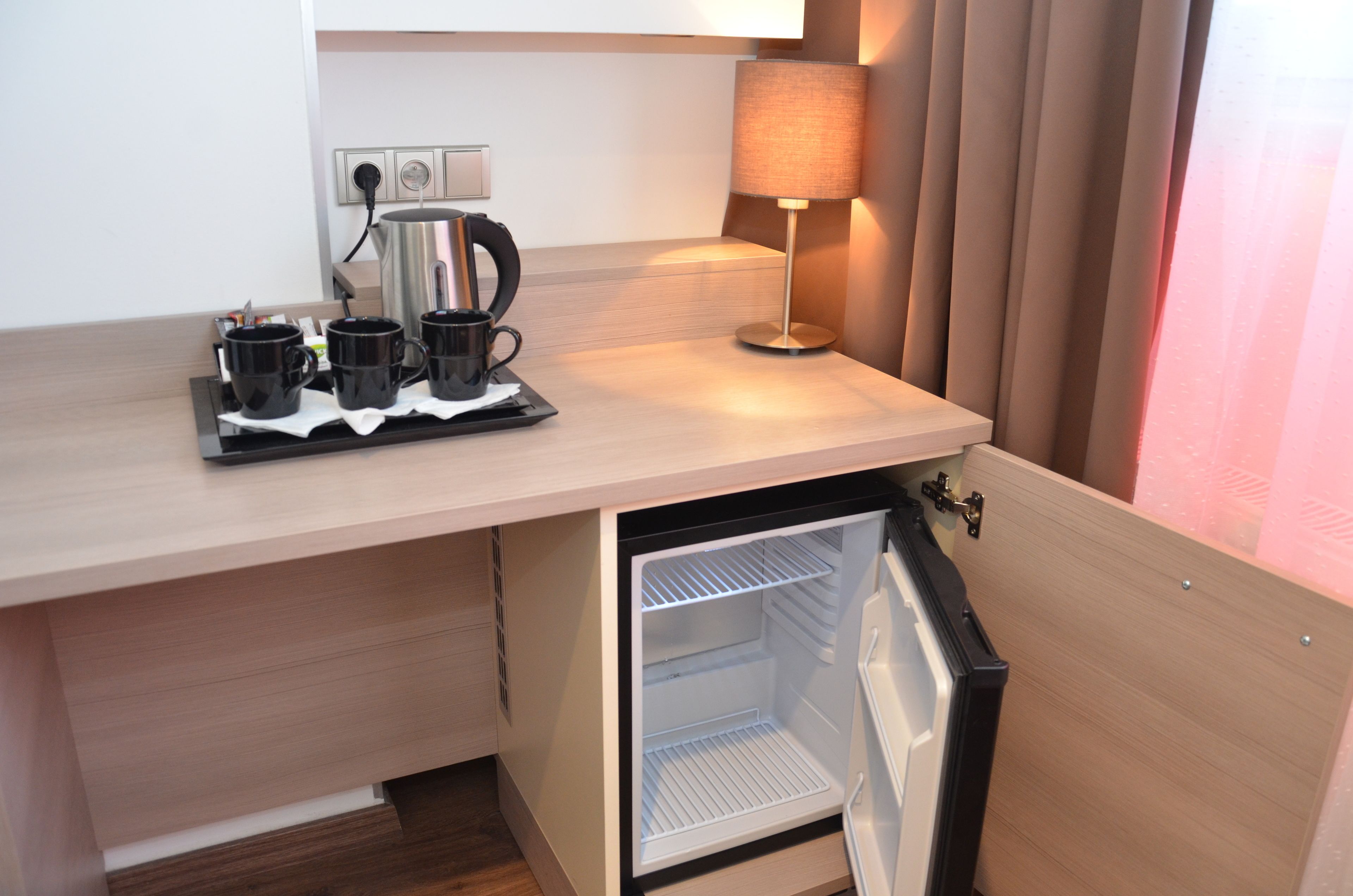 1 bedroom, hypo-allergenic bedding, in-room safe, blackout curtains