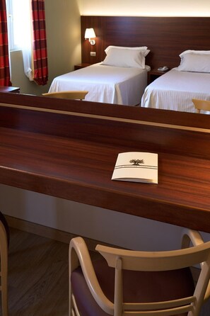 Room - Delfina Palace (Foligno)