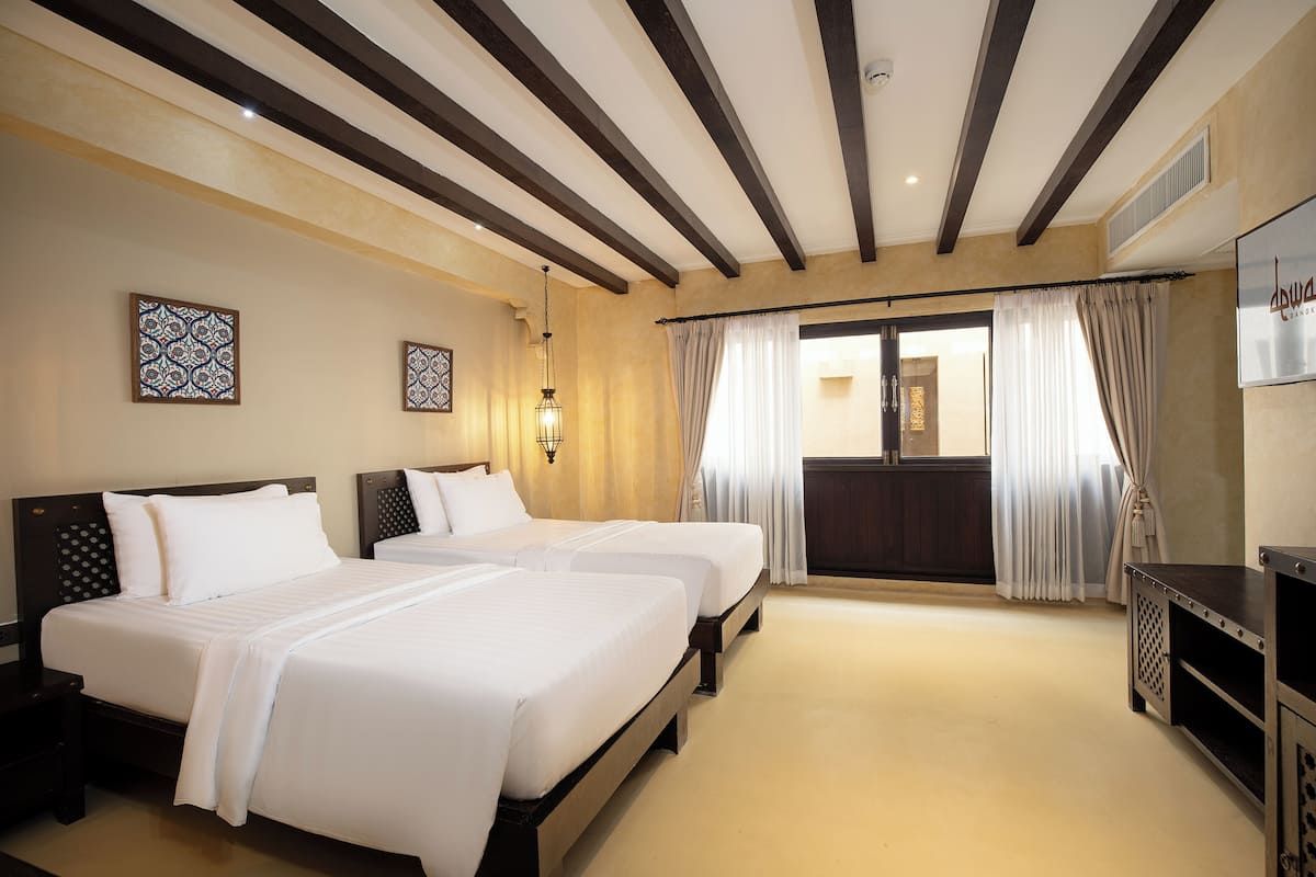 Superior Twin Room | In-room safe, individually decorated, individually furnished, desk