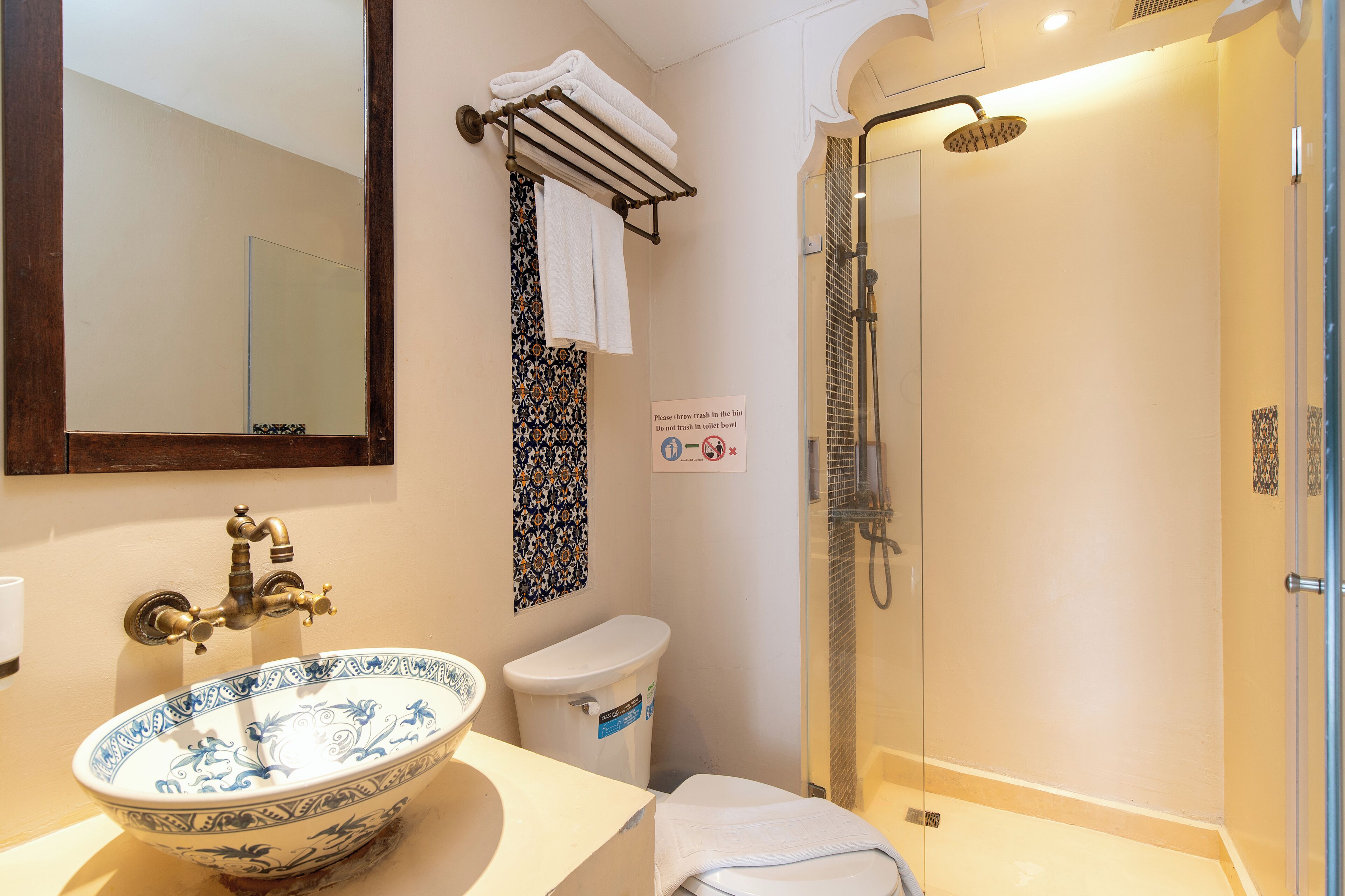 shower, free toiletries, hair dryer, slippers