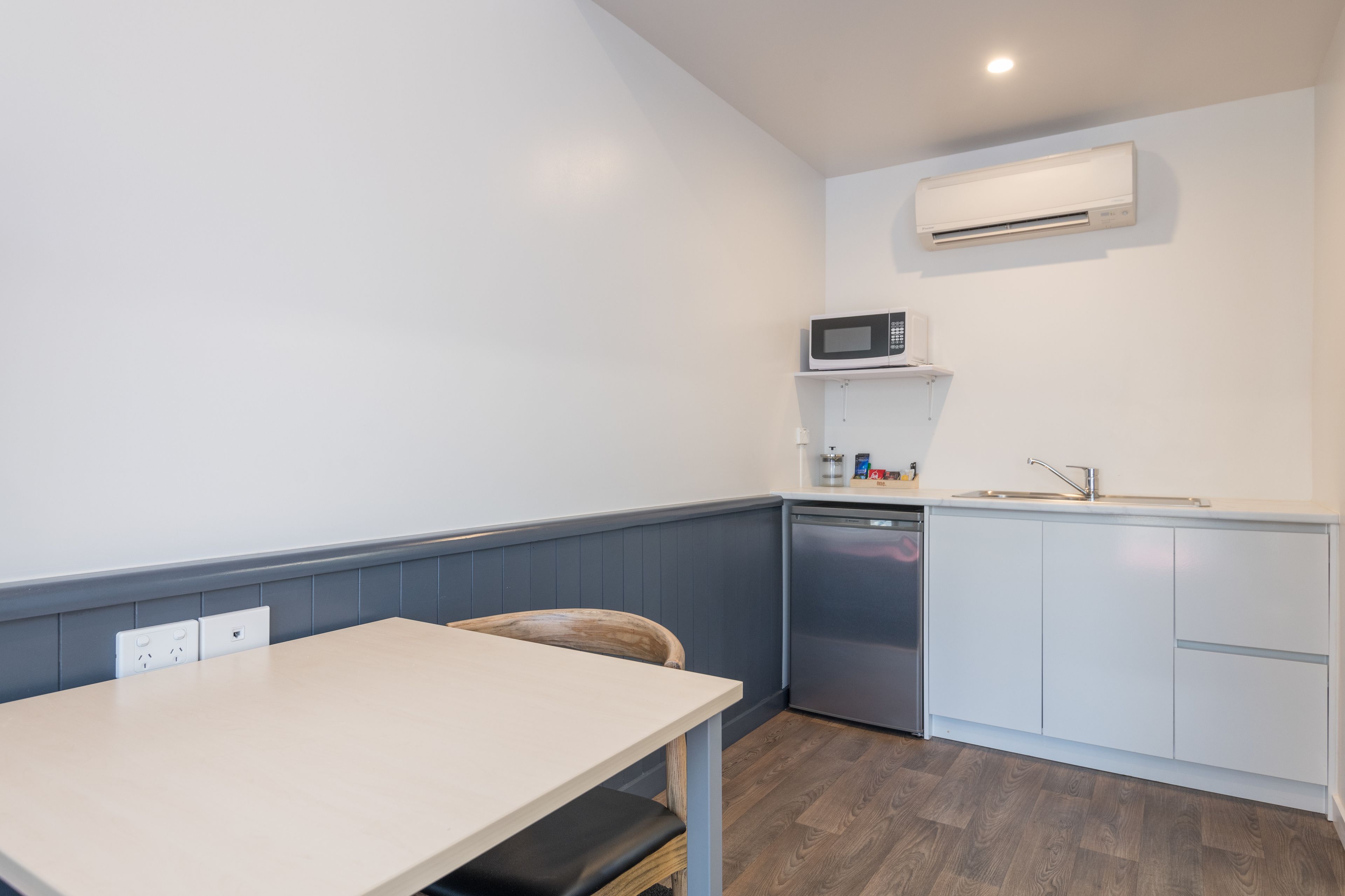 deluxe king or twin studio | private kitchenette | fridge, microwave, coffee/tea maker, electric kettle