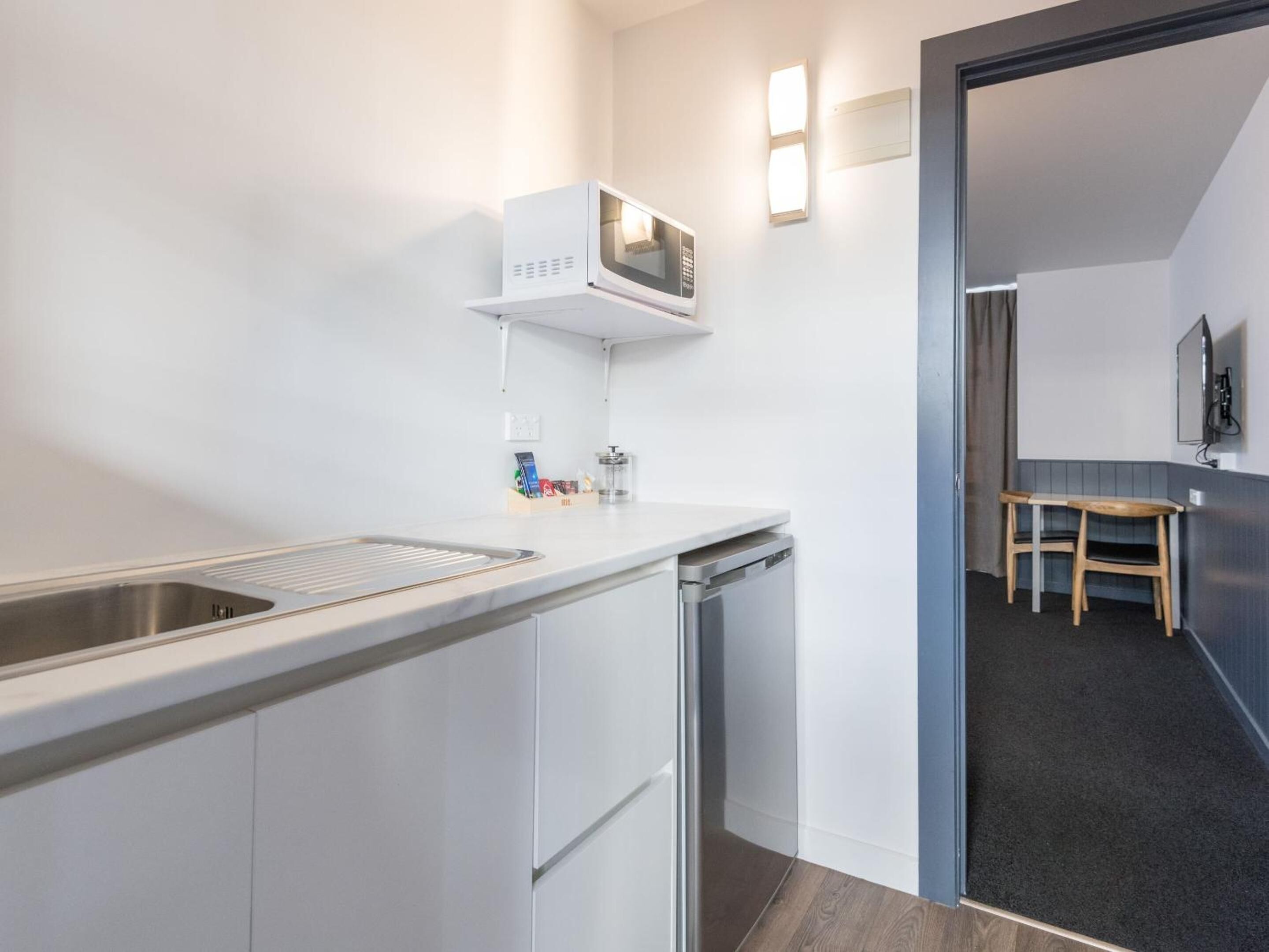 fridge, microwave, coffee/tea maker, electric kettle