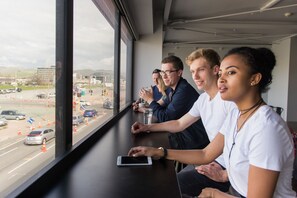 Petit déjeuner servi sur place