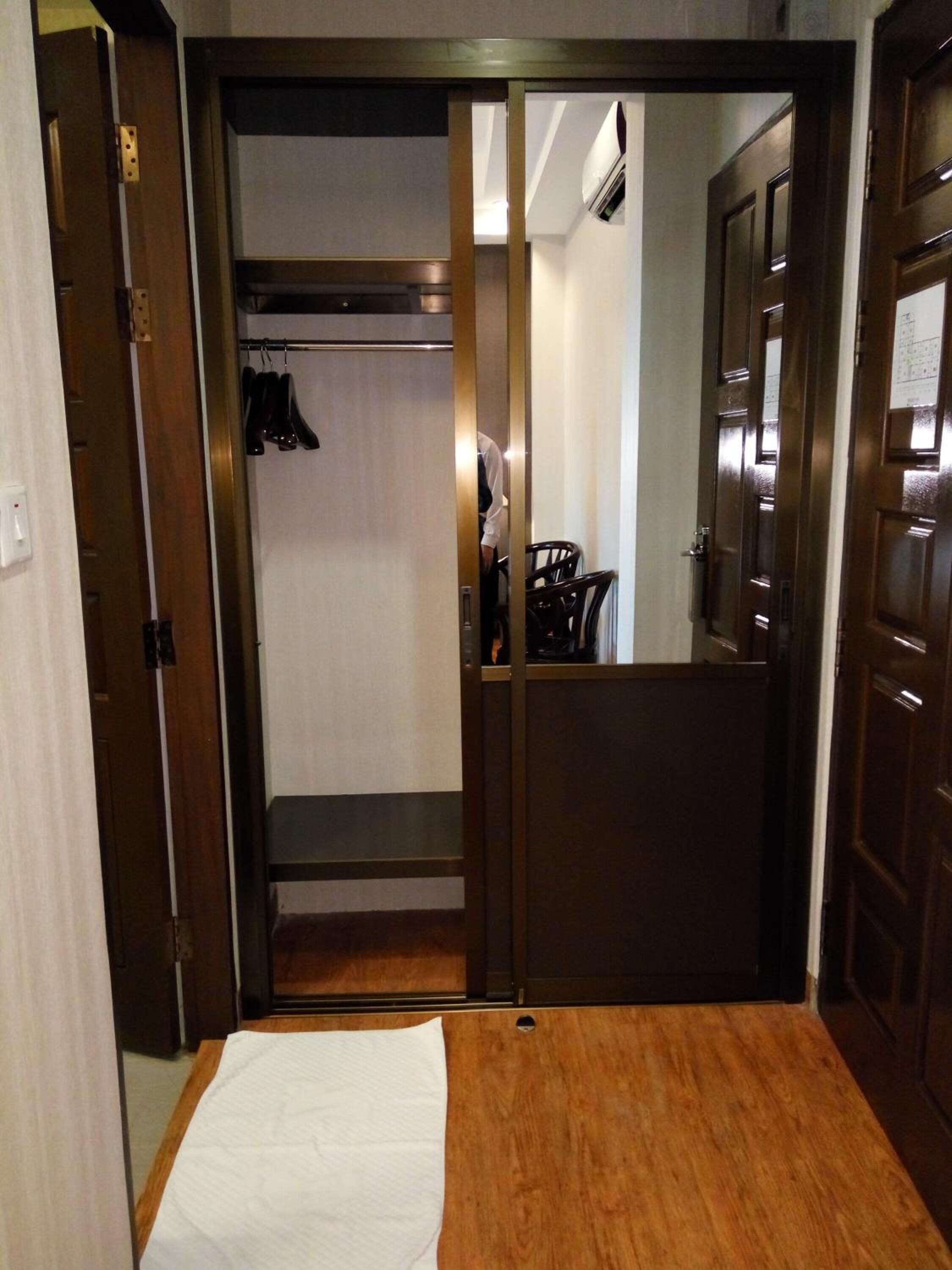 minibar, in-room safe, desk, blackout curtains