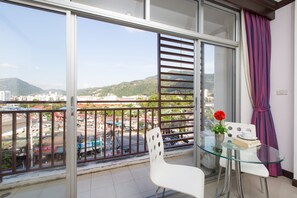 Balcony - Patong Buri Hotel (Patong)