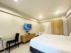 Deluxe Premier Room | 책상, 무료 WiFi