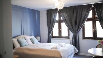 Studio Apartment | 1 phòng ngủ, bộ đồ giường kháng dị ứng, két bảo mật tại phòng, bàn