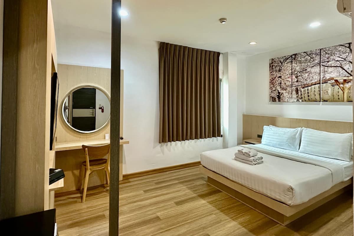 Standard-Doppel- oder -Zweibettzimmer, Nichtraucher (Newly Renovated)