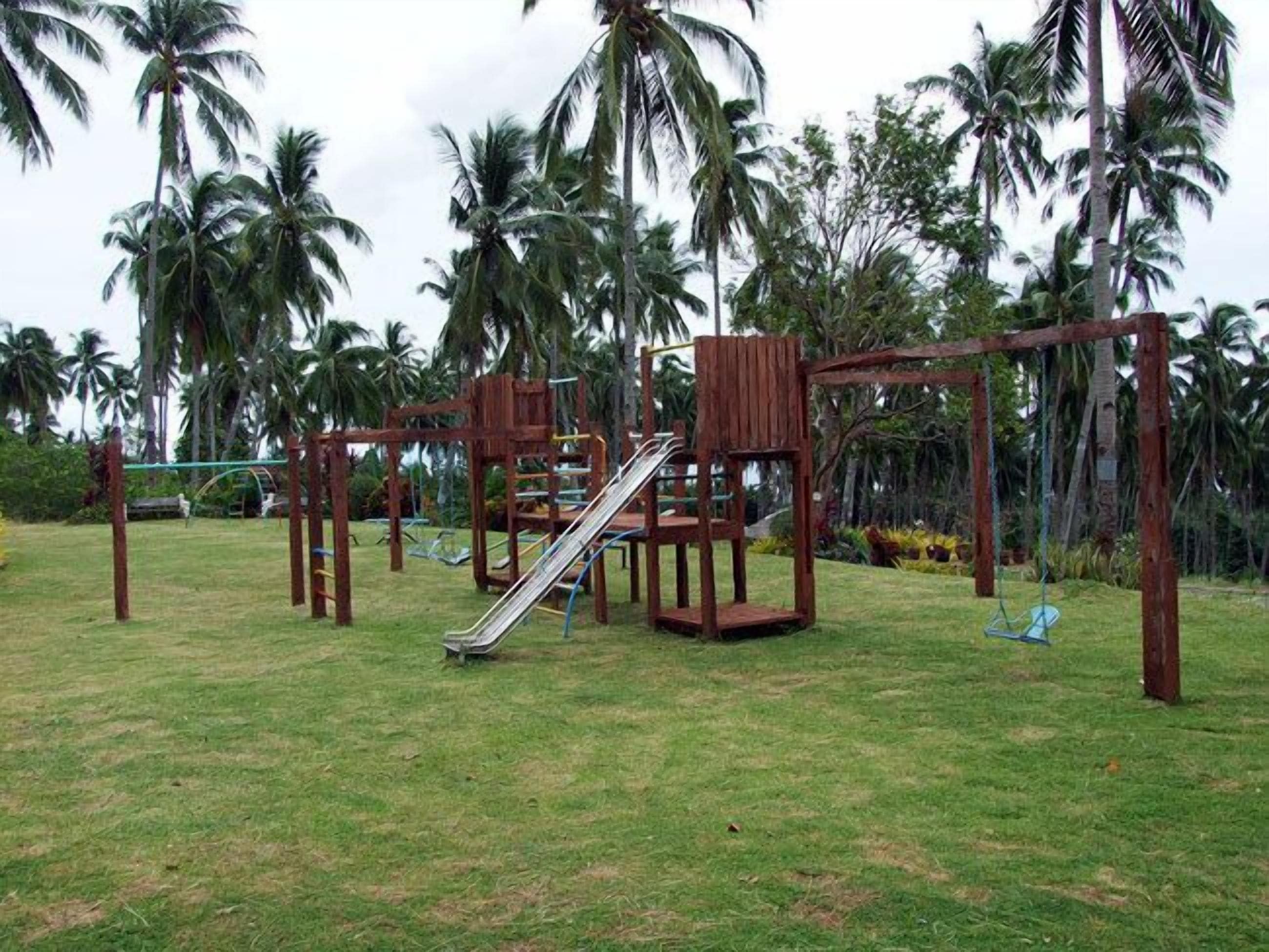 Children’s play area – outdoor