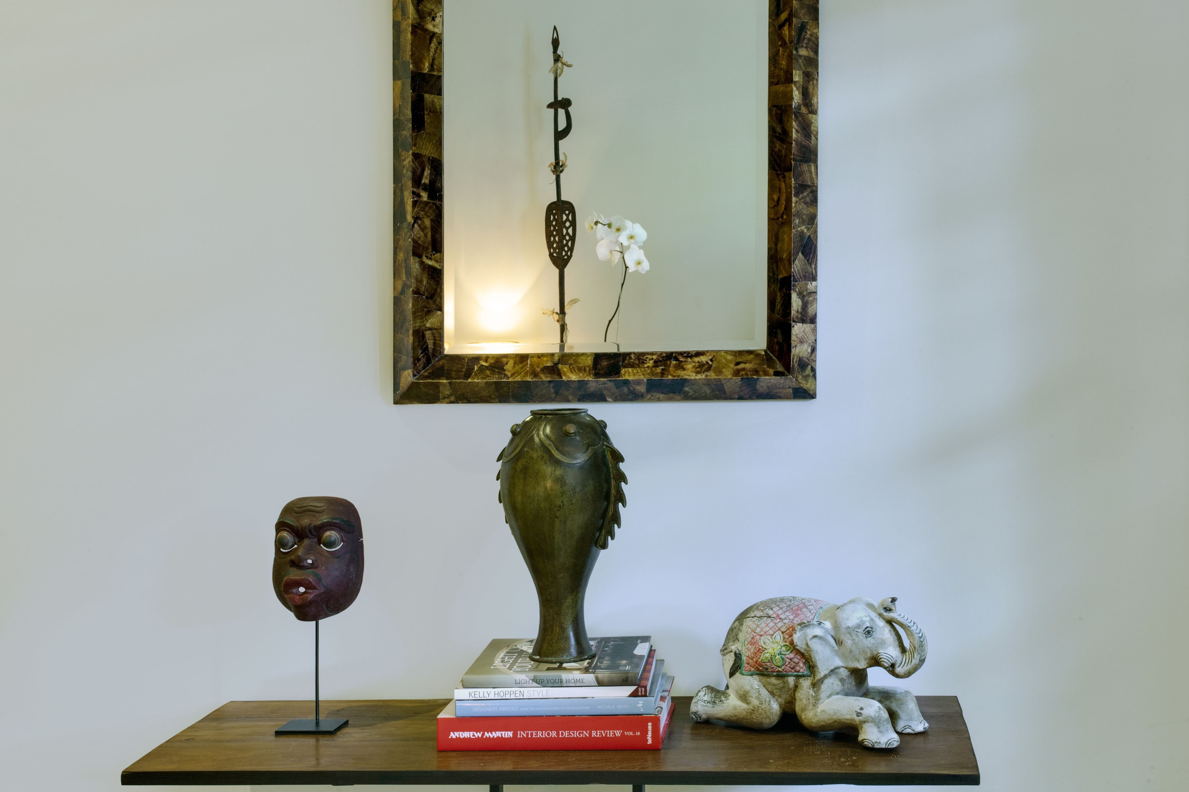 suite | in-room safe, desk, rollaway beds, free wifi