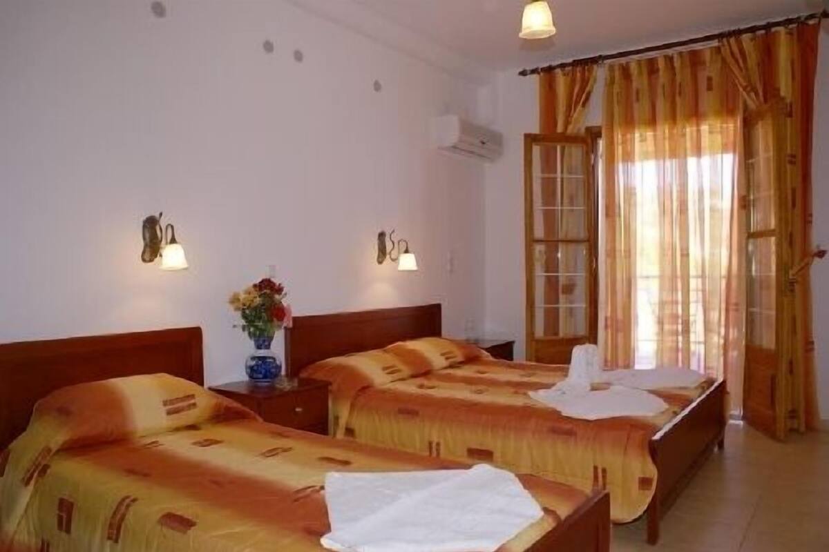 Comfort Triple Room, Sea View | Premium bedding, in-room safe, blackout drapes, WiFi (free)