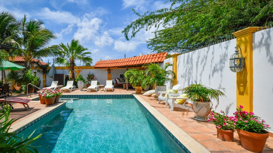 Brisas Studio Apartments - Adults Only