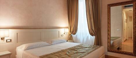 Minibar, coffres-forts dans les chambres, décoration personnalisée