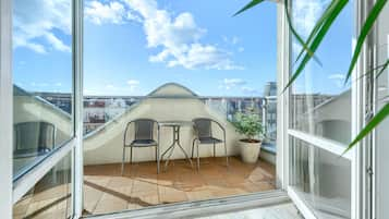 Appartement, 1 chambre, balcon | Vue sur la rue