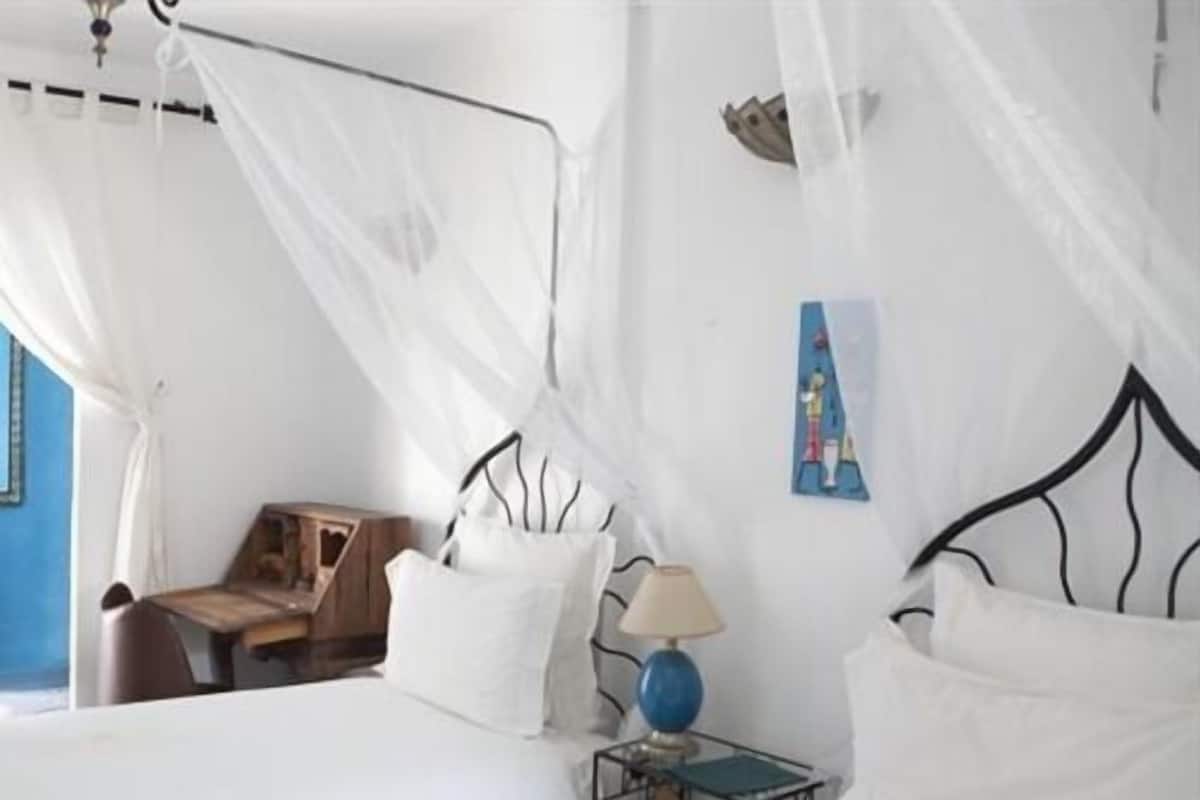 Twin Room, Private Bathroom (Essaouira)