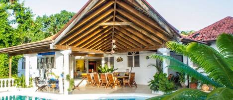 Chi tiết ngoại thất