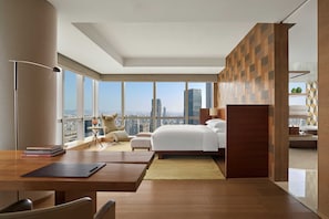 Suite ejecutiva (Park Executive) | 1 dormitorio, minibar, caja fuerte y escritorio