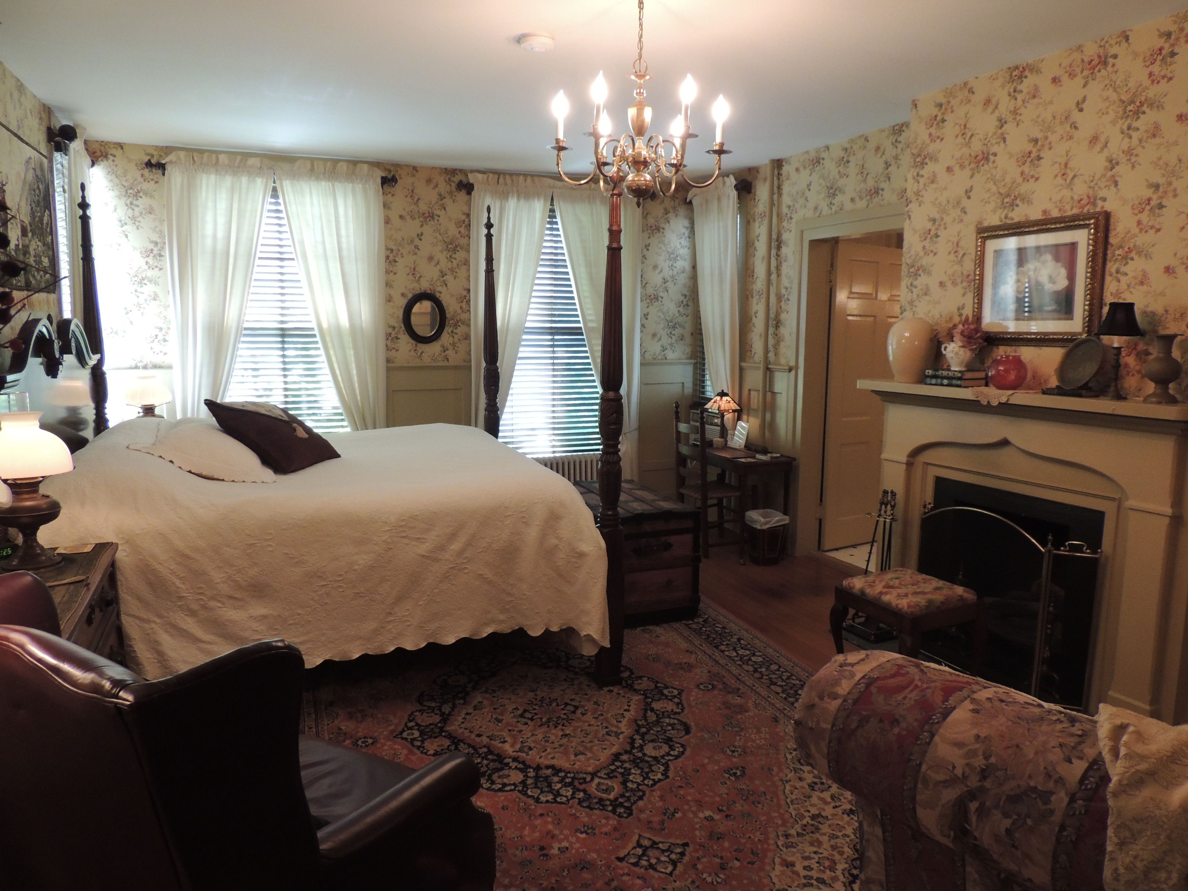 Phòng, 1 giường cỡ king | Trang trí khác biệt, bàn ủi/dụng cụ ủi quần áo 