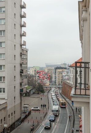 Luxury-Apartment, 1 Schlafzimmer (with A/C - at Tamka 47 street) | Blick vom Balkon