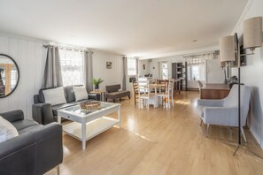 Private kitchen - Le Gaspésiana (Sainte-Flavie)