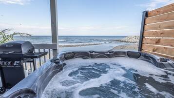 Panoramic Suite, Multiple Bedrooms, Sea View | Terrace/patio