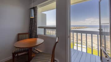 Economy Room | Terrace/patio