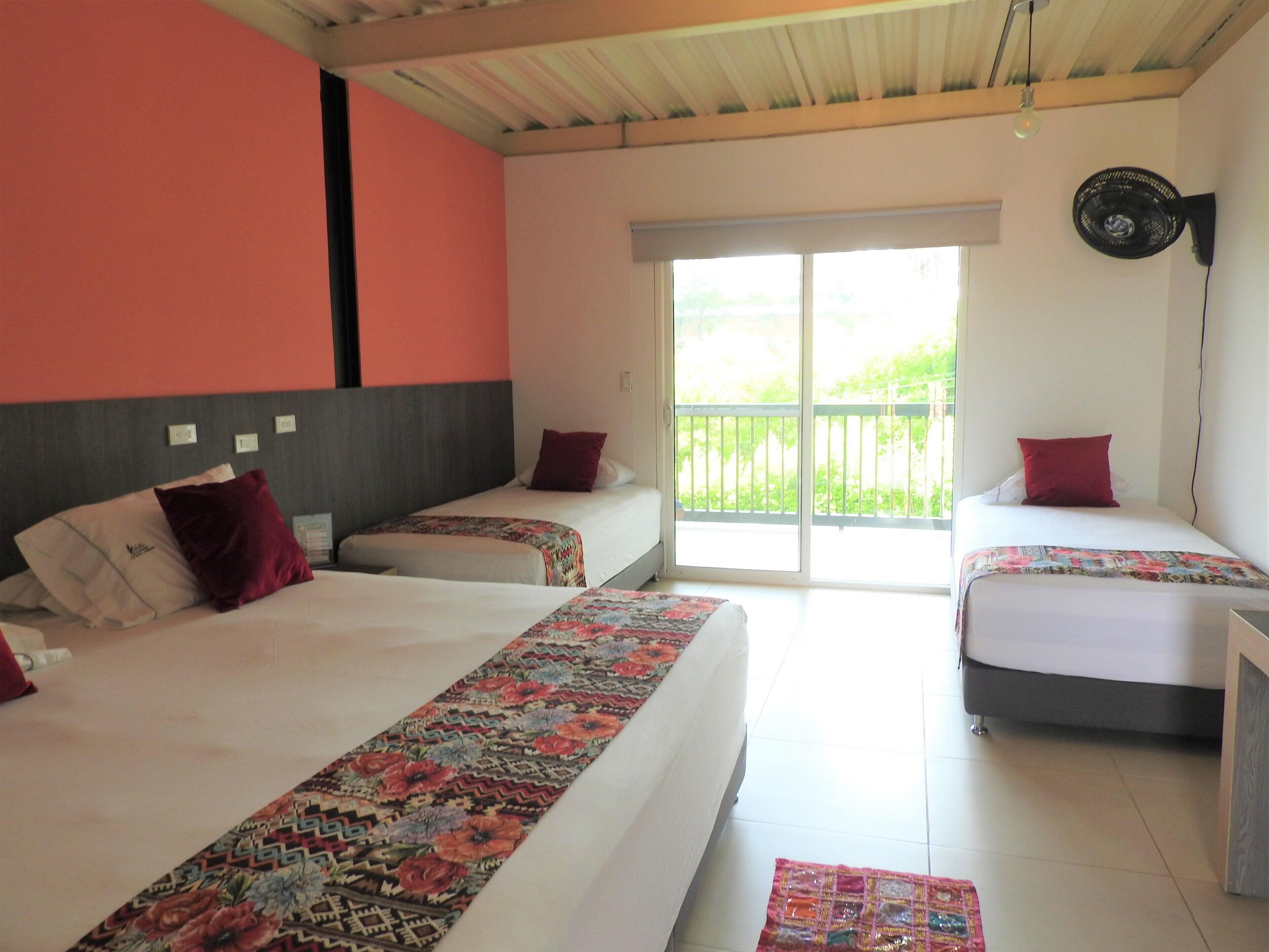 Junior Quadruple Room | Free WiFi, bed sheets
