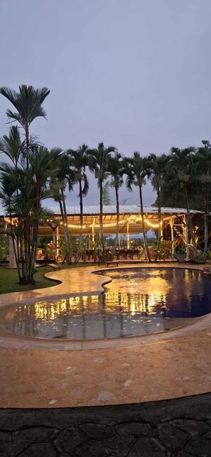 Piscina