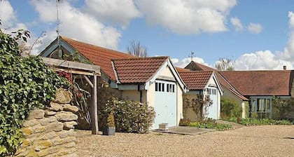 Munden House