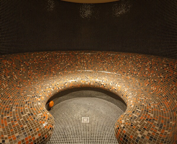 Sauna seca, sauna a vapor, banho turco/hammam