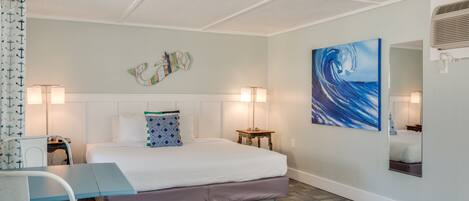 Single Room, 1 King Bed | In-room safe, individually decorated, free WiFi, bed sheets