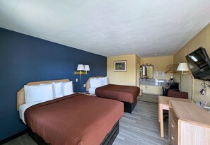 Room, 2 Double Beds | Desk, free WiFi, bed sheets